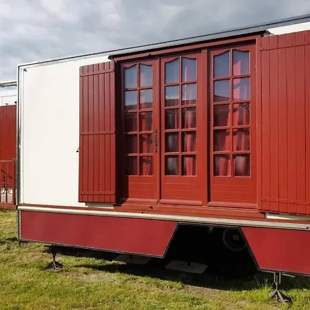 Les Perouilles - La Loge Climatisee De Naida Casa de Férias *